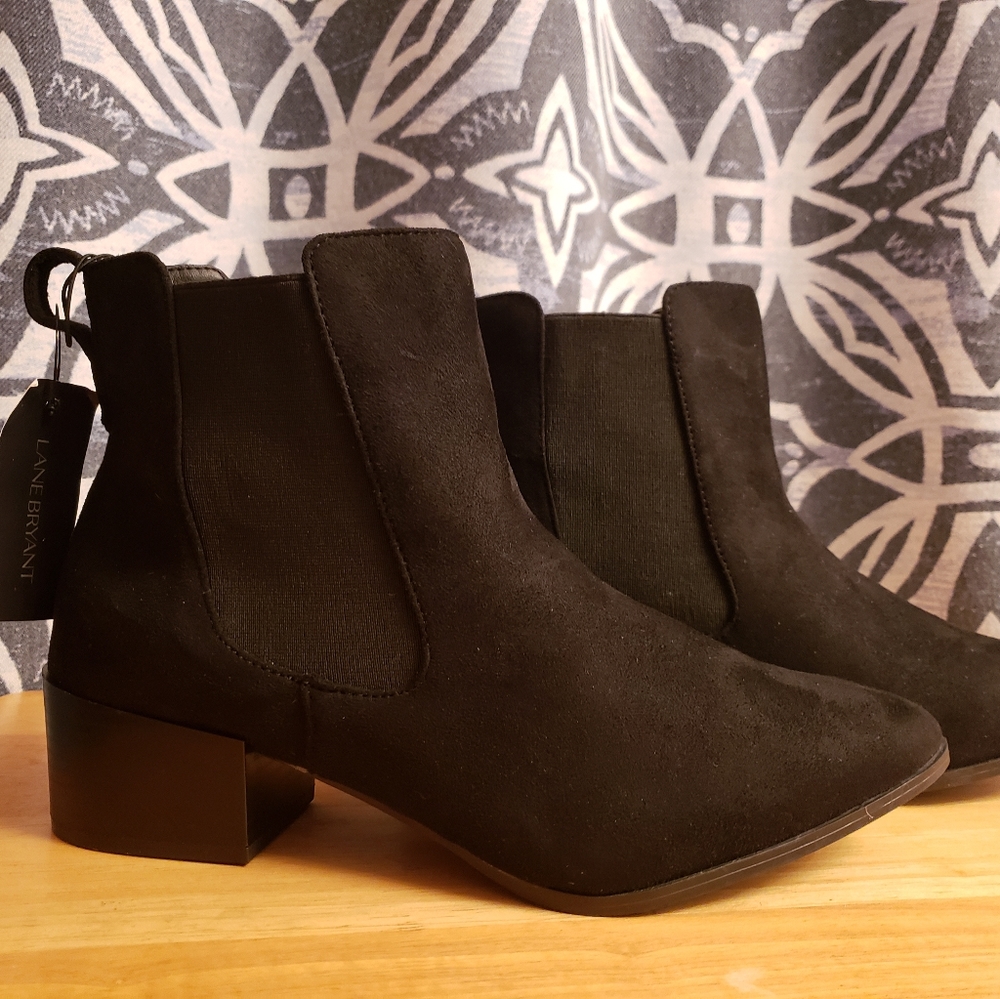New 10w lane Bryant black booties